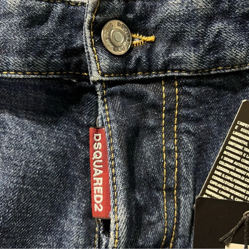 NWT DSQUARED Distressed Jeans - Picture 3 of 10